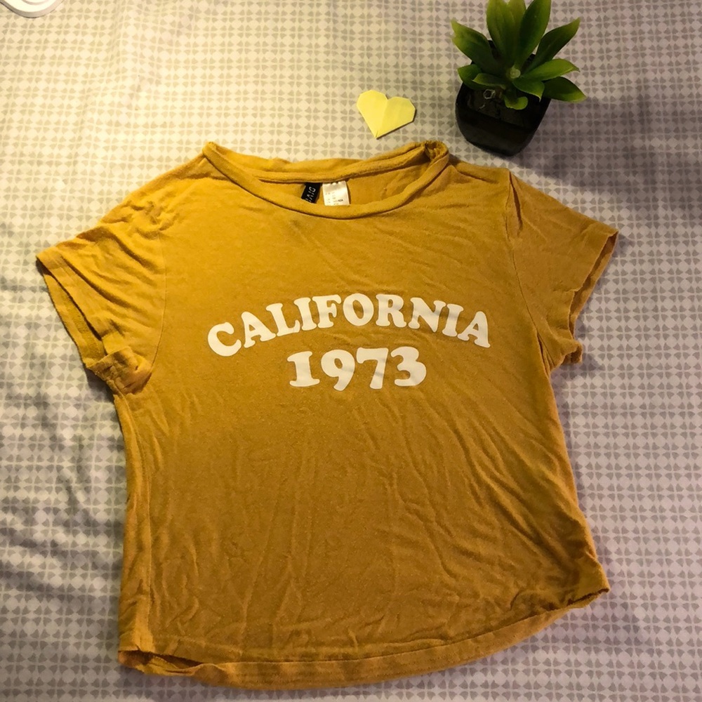 💛Stretchy fit Yellow Graphic T-Shirt💛